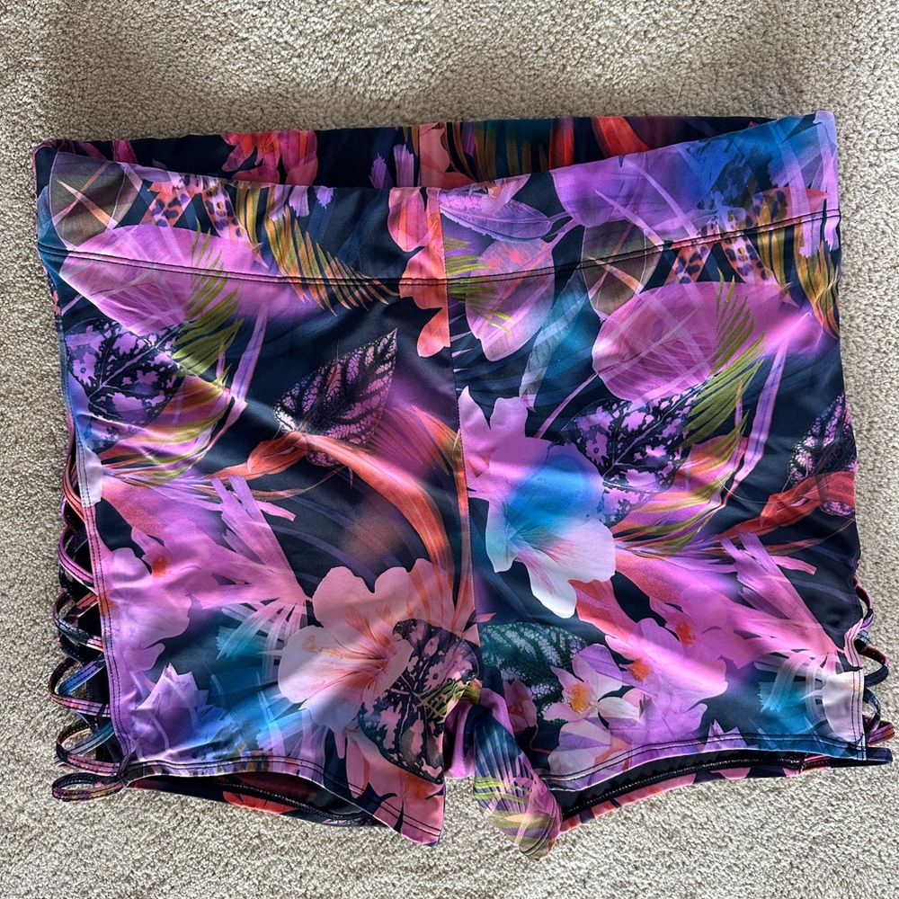 Torrid floral Shorts